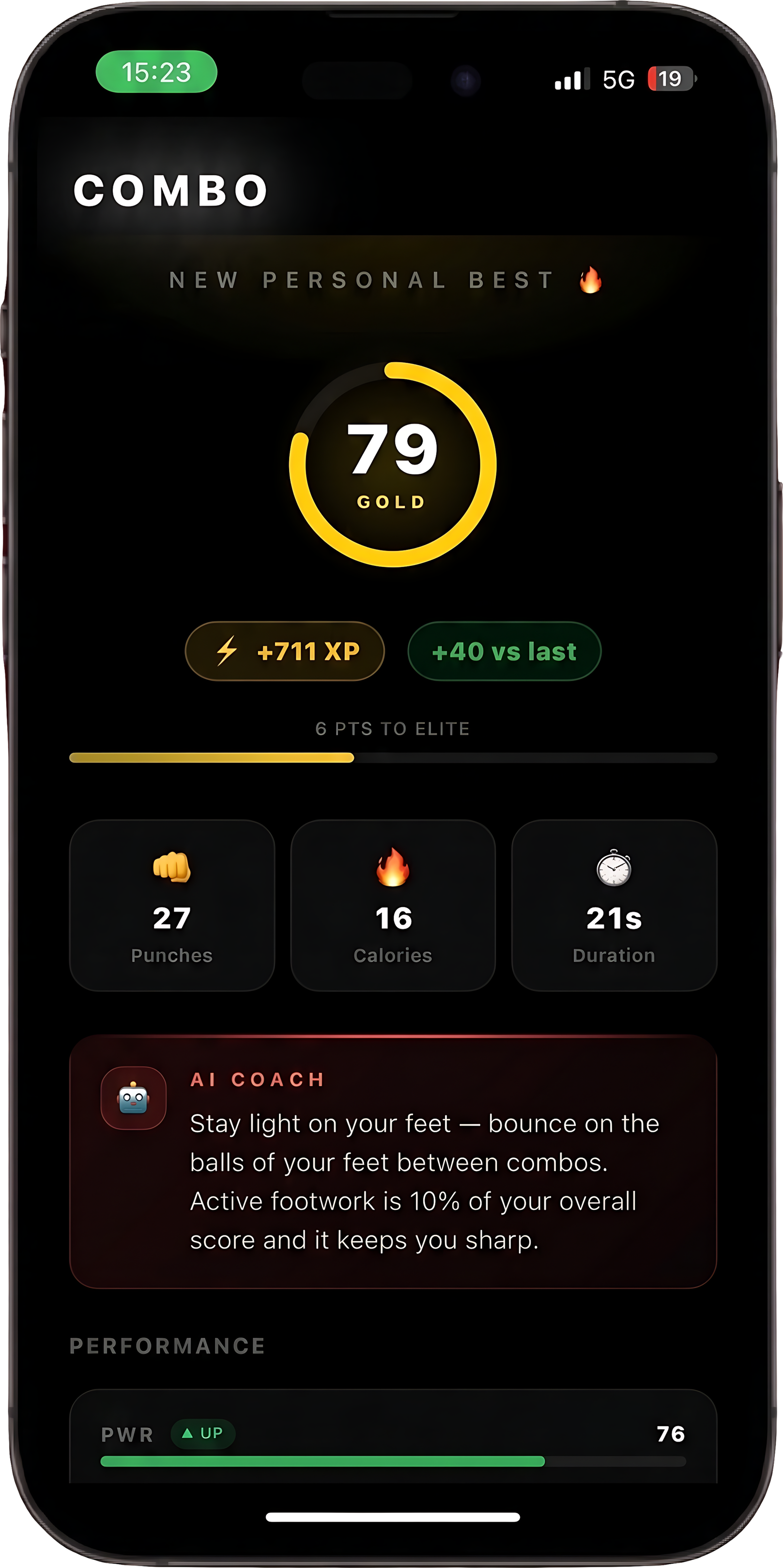 COMBO session analysis screen showing score, XP, punch count and performance breakdown